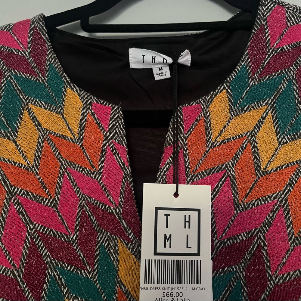 NWT NEW THML Gray Black White Herringbone Dress with Colorful Design Size M - Picture 11 of 11